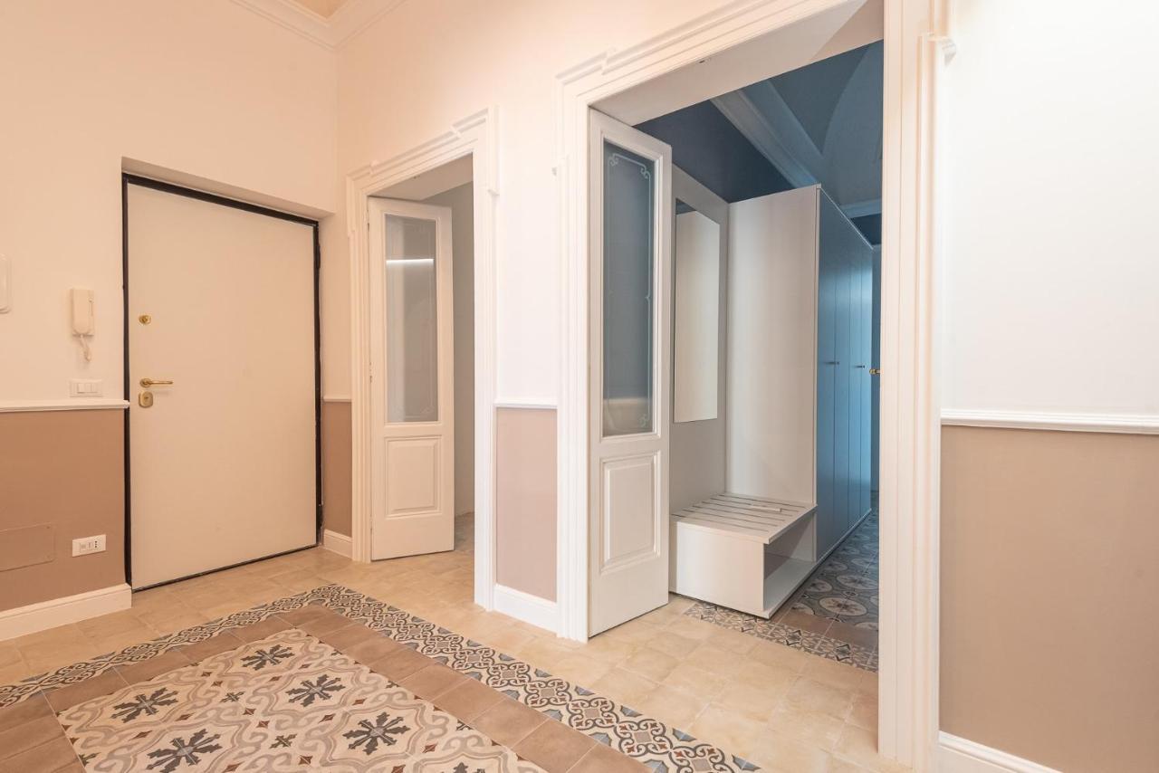 Nitti43 Luxury Apartment Tarento Exterior foto