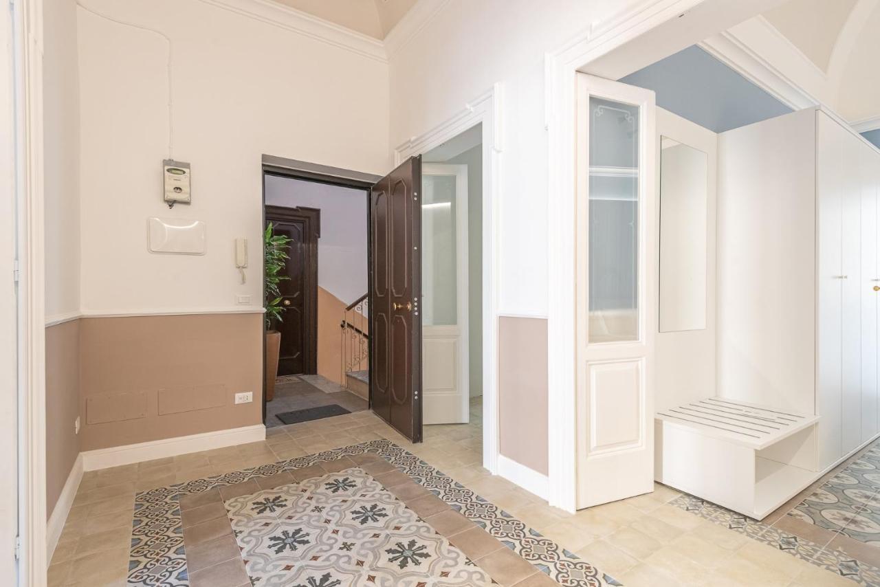 Nitti43 Luxury Apartment Tarento Exterior foto